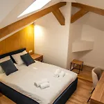 Volotel Skyway Otel