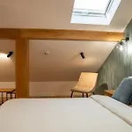 Volotel Skyway 4*