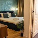 Volotel Skyway 4*