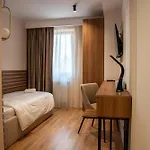 Volotel Skyway Otel