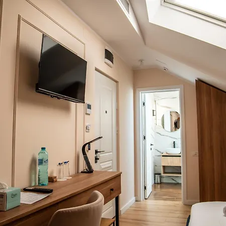 Volotel Skyway 4* Κλουζ-Ναπόκα