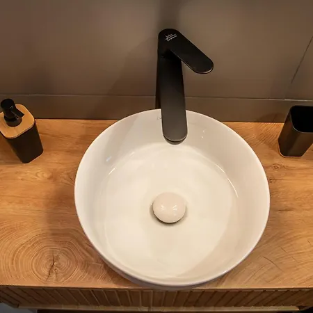 Hotel Volotel Skyway