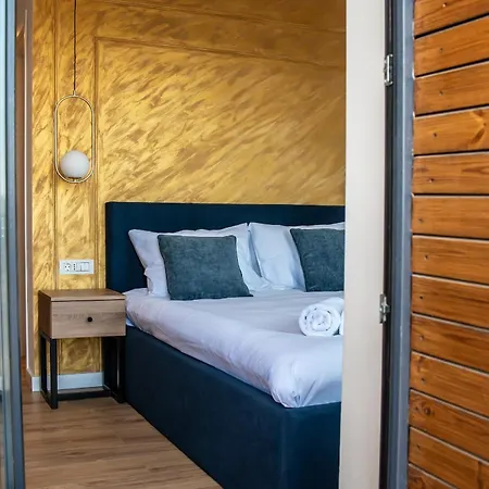 Hotel Volotel Skyway