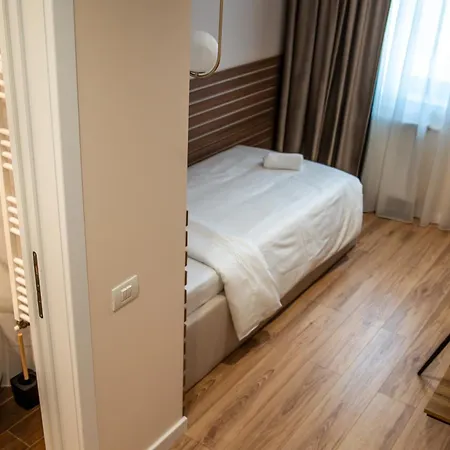 Volotel Skyway Hotel