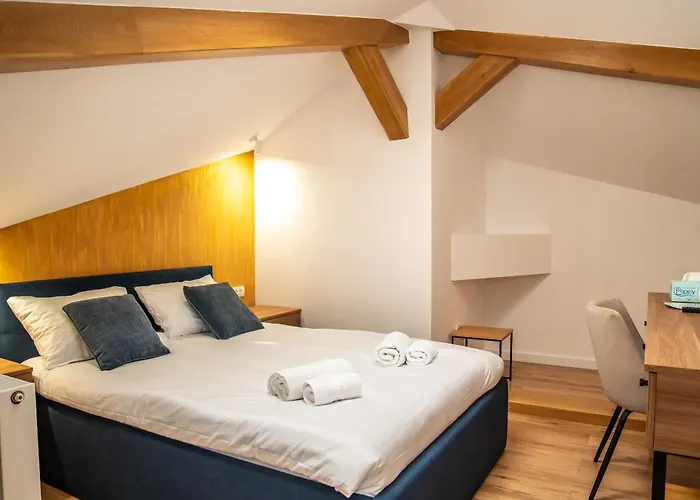 Volotel Skyway Hotel 4*