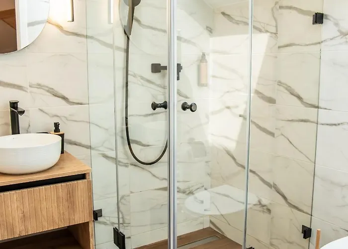 Volotel Skyway Kluž