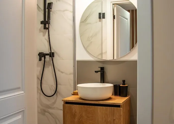 Hotel Volotel Skyway