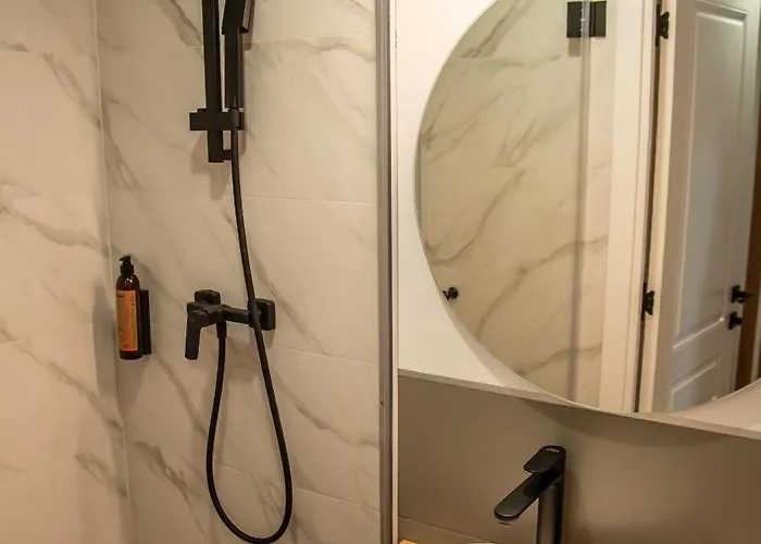 Volotel Skyway Kluž