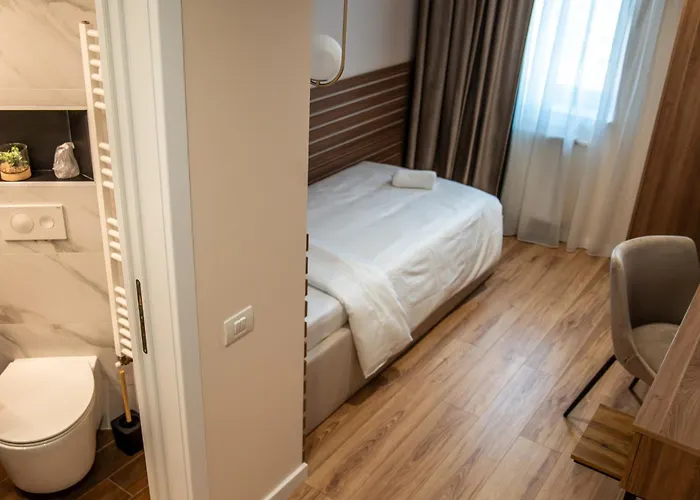 Volotel Skyway Hotel